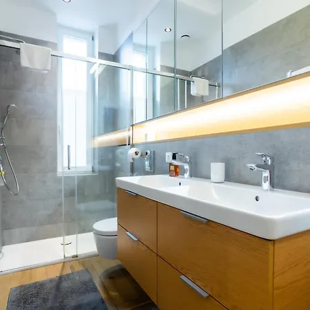 Apartment Victus Spacious In The Center By Renters Zoppot