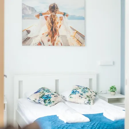 Victus Spacious In The Center By Renters Apartment Zoppot