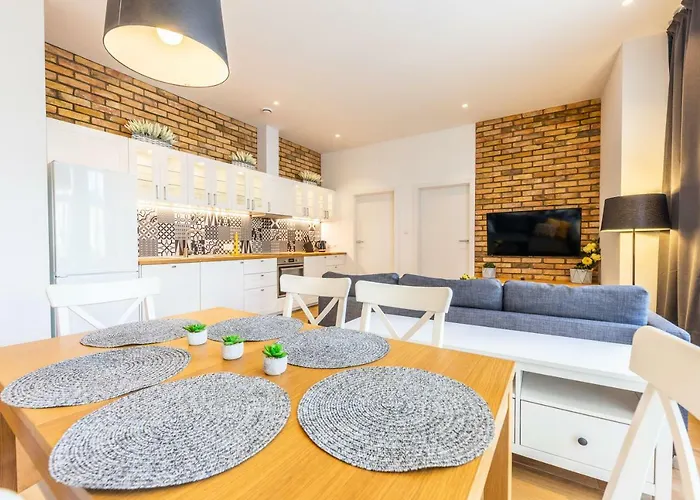 Victus Apartamenty, Victus