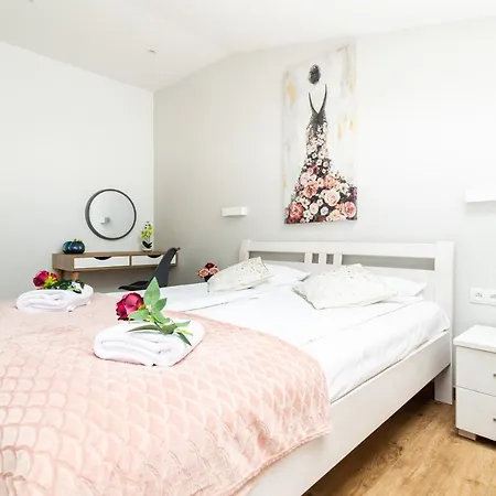 Victus Apartamenty, Victus Daire *