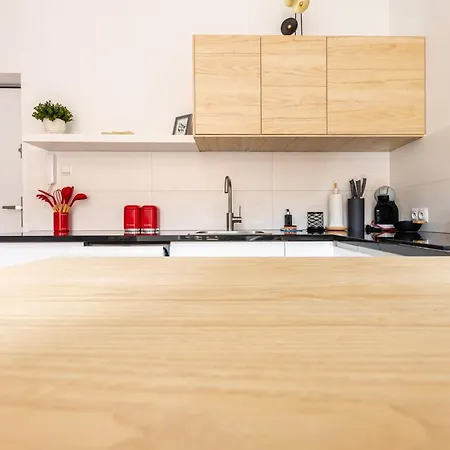 Victus Apartamenty, Victus *