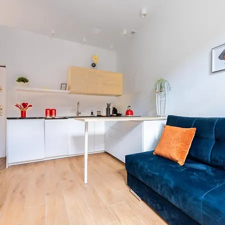 Victus Apartamenty, Victus *