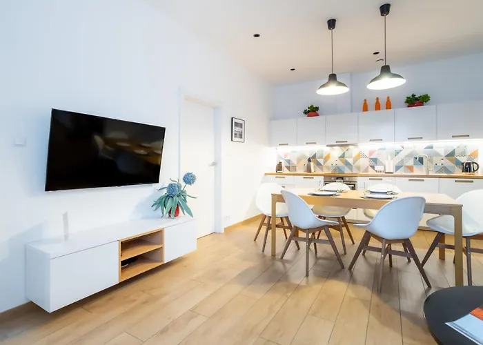 Victus Apartamenty, Victus *